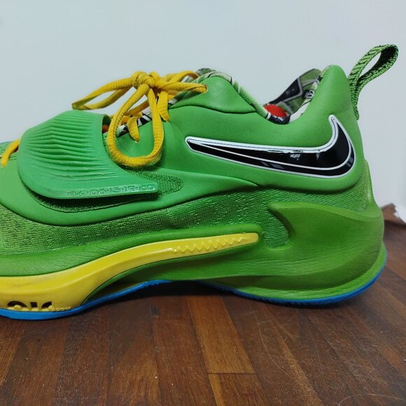 Nike Zoom Freak 3 NRG Green UNO DC9364-300 Men's 11.5 Basketball Shoes 50th Anni - Picture 14 of 16